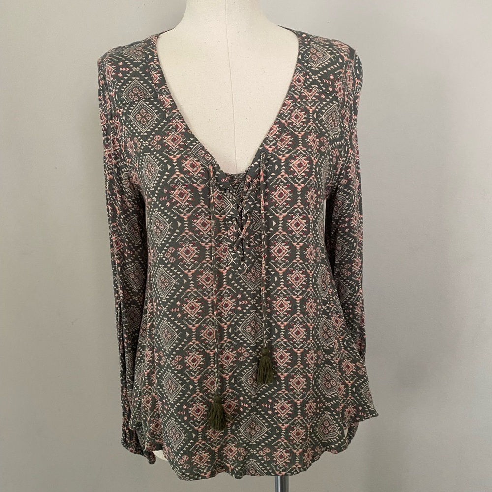 Hollister Relaxed Green and Gray Tie Front Tunic